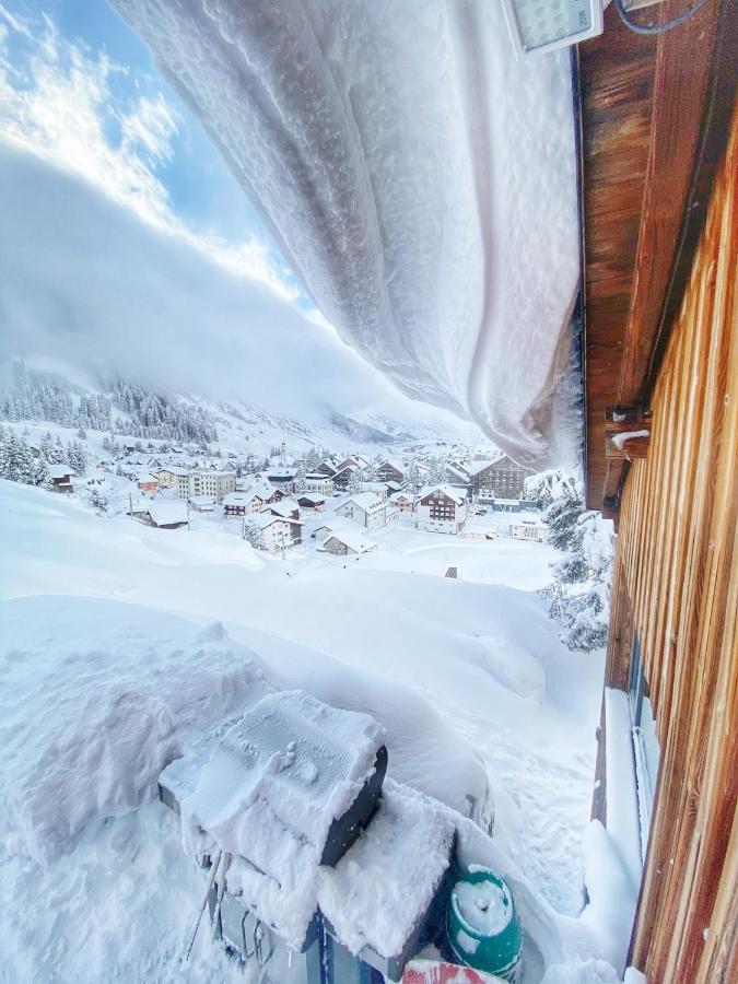 Villa Basecamp Andermatt Extérieur photo